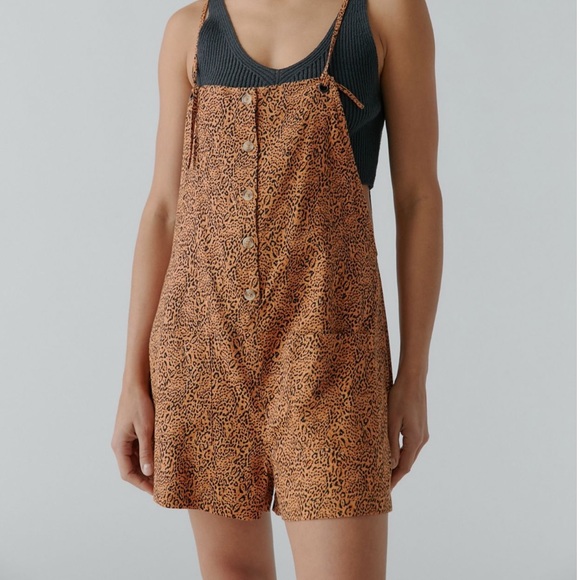 Billabong Dresses & Skirts - Billabong romper